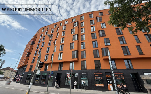 Attraktive 4-Zimmer-Wohnung mit TG-Stellplatz, Balkon & Bergblick in Laim