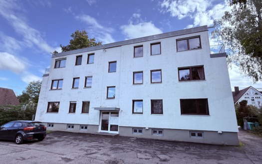 Ansprechende 1-Zimmer-Wohnung mit großer Dachterrasse & Kellerabteil in Eichenau