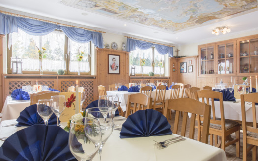 BIETERVERFAHREN / „Landhotel Grätz“ mit Wohnhaus in Emmering