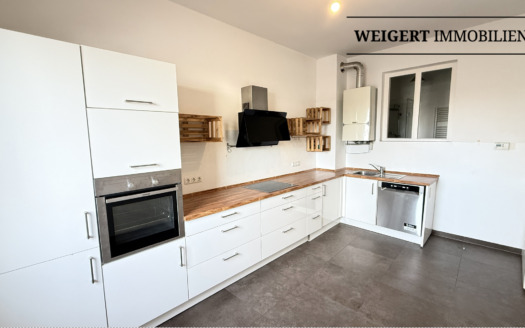 Gepflegte 3-Zimmer-Wohnung mit zusätzlichem Ankleidezimmer & Kellerabteil in Laim