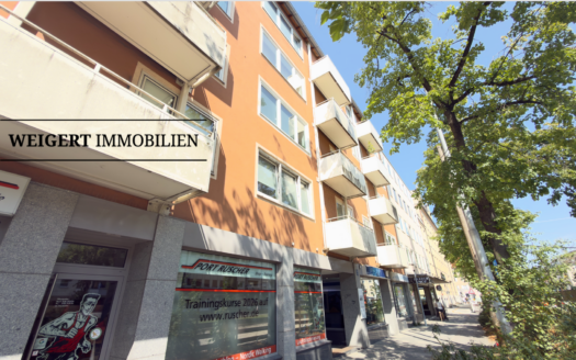 Modernisierte 3-Zimmer-Wohnung mit 2 Balkonen & Garage in Laim